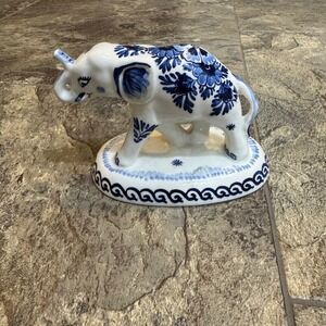 Vintage Hand Signed Delft Holland Handgeschilderd Blue White Elephant Porcelain‎